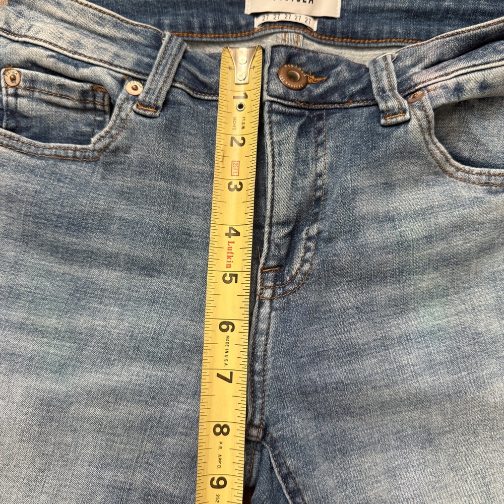 Pistola Mid-Rise Light Wash Crop Jeans with Raw Hem | Size 27 - Picture 4 of 6